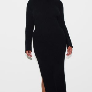 Plus Black Rib Knit Low Back Long Sleeve Maxi Dress