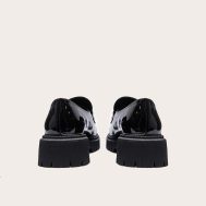 b54d521c0eafff10dc683a559b5b7168bcd02c1f_CNJ4696_3_black_pu_round_toe_chunky_sole_chain_loafers