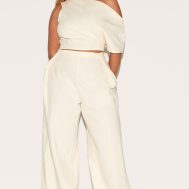 b5b15eeededfc3fcb141d7f10589ae0e33735191_CNM6341_1_shape_cream_linen_highwaisted_pleated_wide_leg_trousers