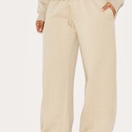 b5b628ca986734852bd6fcd821712671901415fa_CNG0329_2_petite_pebble_seam_detail_straight_leg_joggers