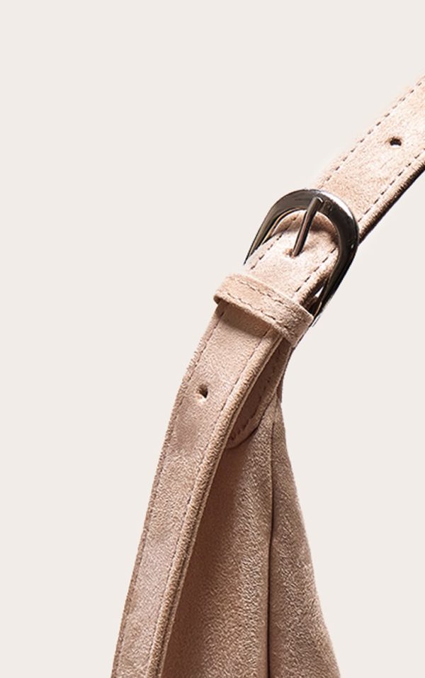 b64bbf423cd610212a6bf55ad31c56f35eb9218c_CNL8092_2_cream_faux_suede_tote