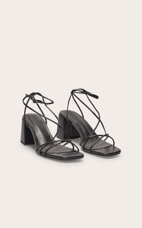 b6b70082973afb69d6820a11c3aecc2b31036bf0_CNM0623_2_black_pu_round_toe_strappy_mid_block_heel_sandals