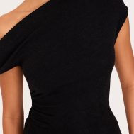 b7d4ab86a70bc7760234e4ac91cca3071459d909_CNL8987_4_black_textured_ruched_asymmetric_longline_top