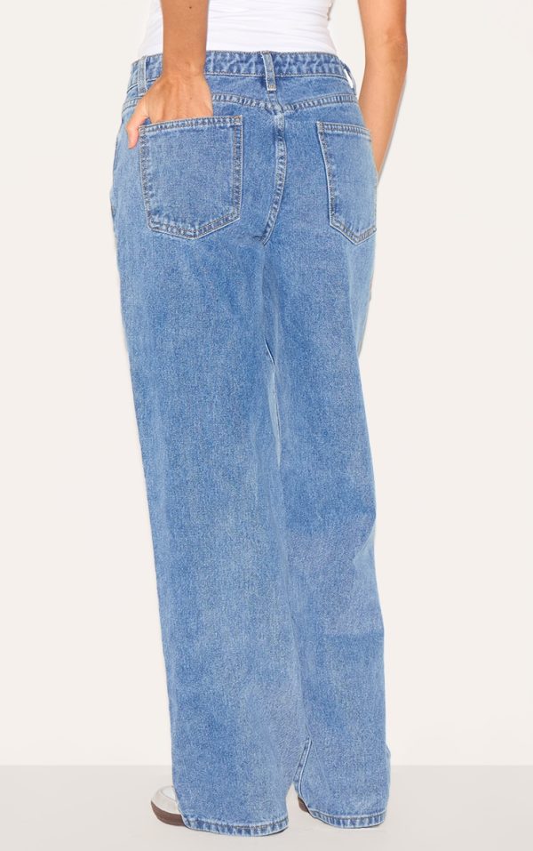 b82d510370f18fa89f2d4747974508e68152e277_CNM0602_3_mid_blue_wash_mid_rise_straight_leg_jeans