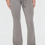 b8c76e2da0781ec0a00760ee5e03f607e5ec7d20_CNK4803_2_charcoal_low_rise_skinny_flare_trousers