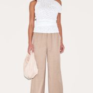 b97eb7007133972294b342546e2a7b5dbc51fd20_CNL9120_1_clay_woven_elasticated_waist_wide_leg_trouser-1