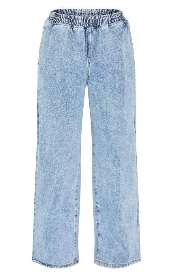 b9c1fee2161919fe7c1e85b9cb3d279780b8cd14_CNB6697_5_petite_light_blue_wash_elasticated_wide_leg_jeans