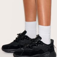 ba2044776f4ec4feab66a64aa85673eac9930f22_CMQ4028_5_black_mesh_contrast_lace_up_bubble_sole_trainers