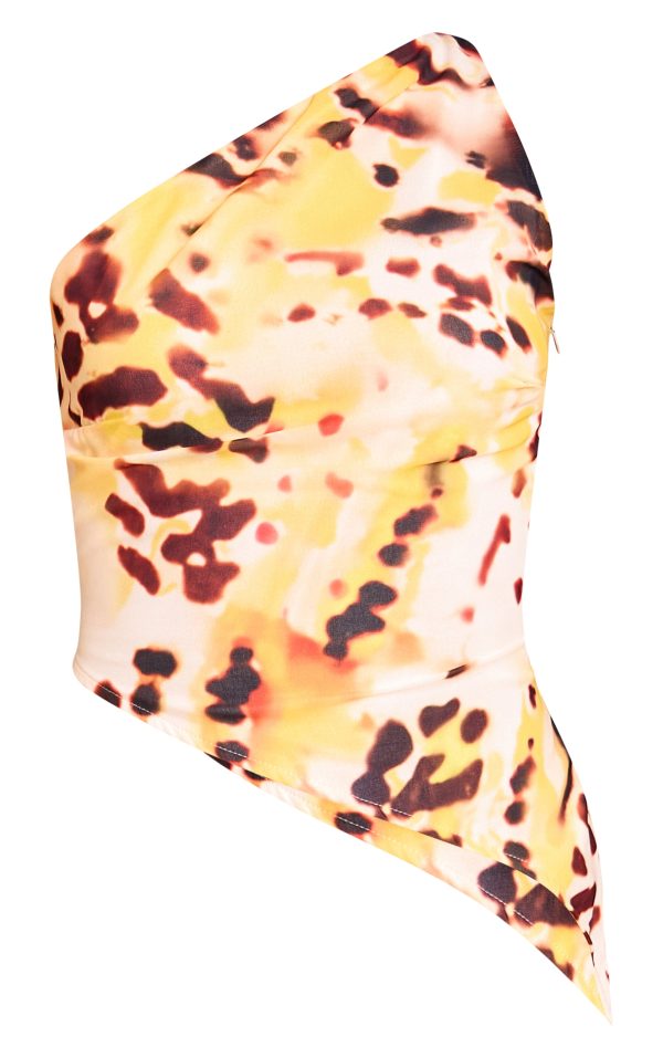 ba7976945a475946f9077e192ea170527a43831e_CNM8843_5_multi_abstract_print_chiffon_asymmetric_top