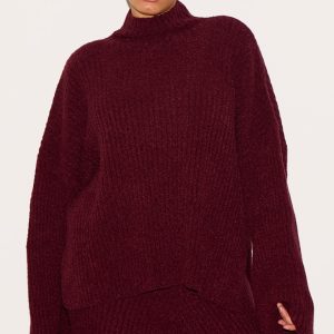 Plus Burgundy Rib Boucle Knit Oversized Jumper