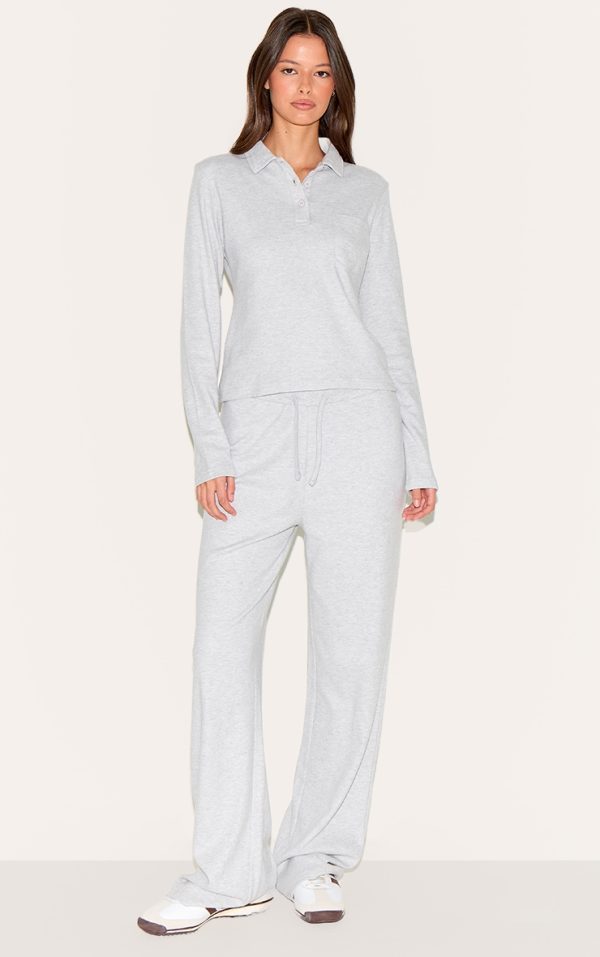 ba94ab79367da0b97c07b5fc4c5e4ce138facce2_CNM6183_3_light_grey_long_sleeved_super_soft_v_neck_button_up_top
