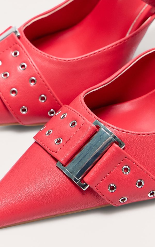 ba9d0b0dbe001fcc454e8b95693d19fe8dfe52c9_CNJ0363_4_red_pu_point_toe_buckle_detail_mid_heeled_courts