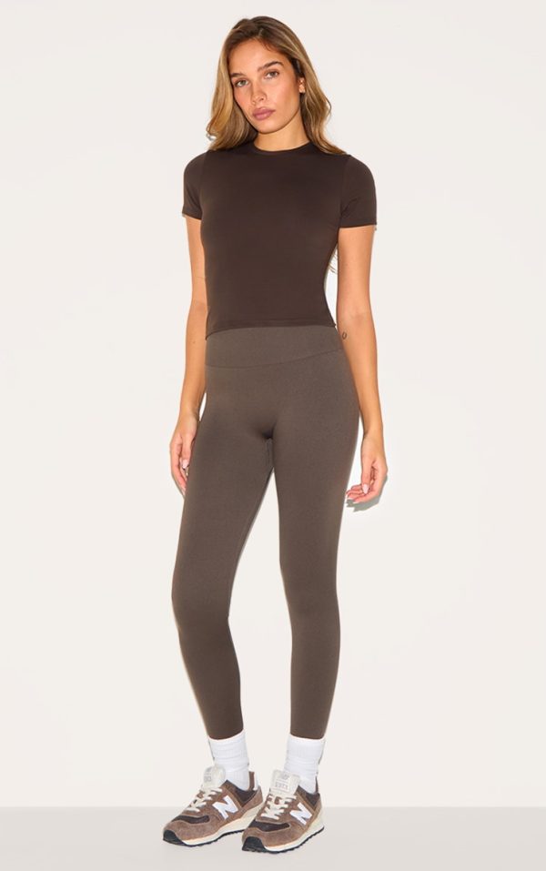 baa66311376aa34608e834986cc8603d6c409e60_CNG4229_1_espresso_seamless_high_waist_gym_leggings