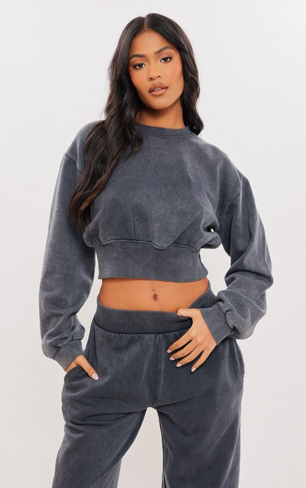bb84ef6deb4c7d3522187bcc920aad4cbcaa3bf2_CNG6015_1_tall_washed_charcoal_cropped_oversized_sweatshirt