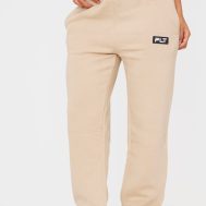 bd2f51254502c51365d09475e7aa709b61a45927_CNE5666_2_prettylittlething_sand_badge_detailed_straight_leg_joggers