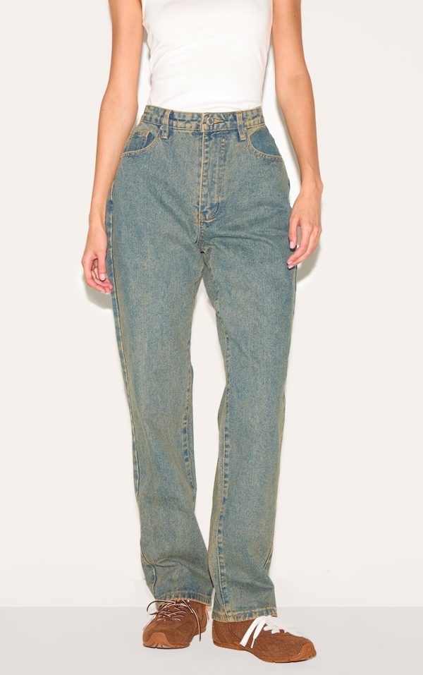 bd39a82a2c90a553e6732776bcd895b3c5857c91_CNL7127_2_vintage_high_waist_straight_leg_jeans