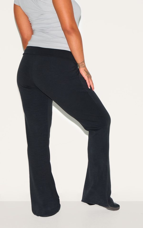 bd6d9cdebd4ca1cf0b275cf643d0de3455773652_CNM0302_3_plus_black_premium_foldover_soft_touch_yoga_flares