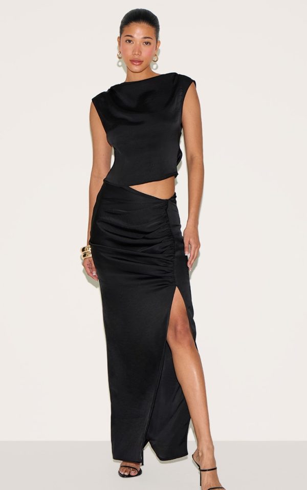 bd9505baf0d77676341813ffbc76dfb3c5796807_CNM5349_1_black_ruched_satin_split_detail_maxi_skirt