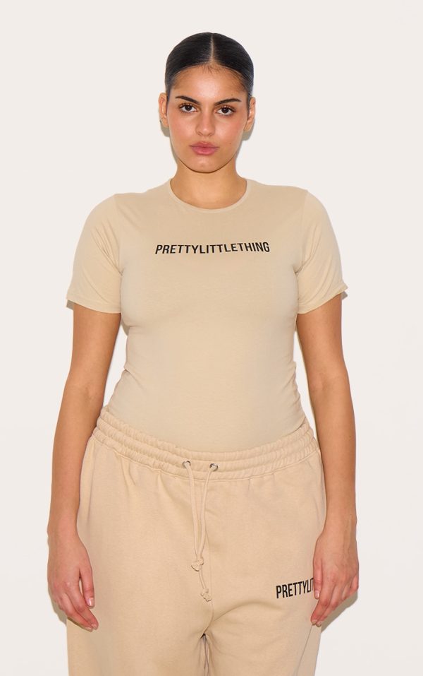 bd99929f615b0f2b158c6ac5e5efe74ee11e7694_CNG5682_1_prettylittlething_plus_oatmeal_cap_sleeve_bodysuit