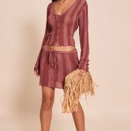 bdd837e78aaee13a5663909e9d9da58fe78e4085_CNM2716_4_petite_blush_rose_striped_knit_mini_skirt