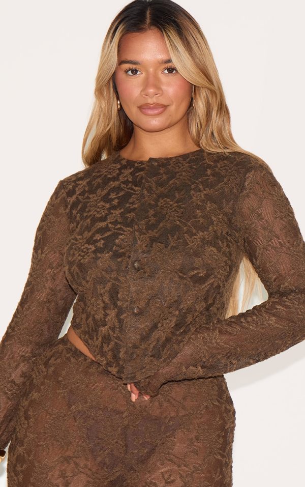 bebd60de793225d064970e90a56015c7050666e6_CNM6581_4_shape_chocolate_textured_lace_button_front_cardigan