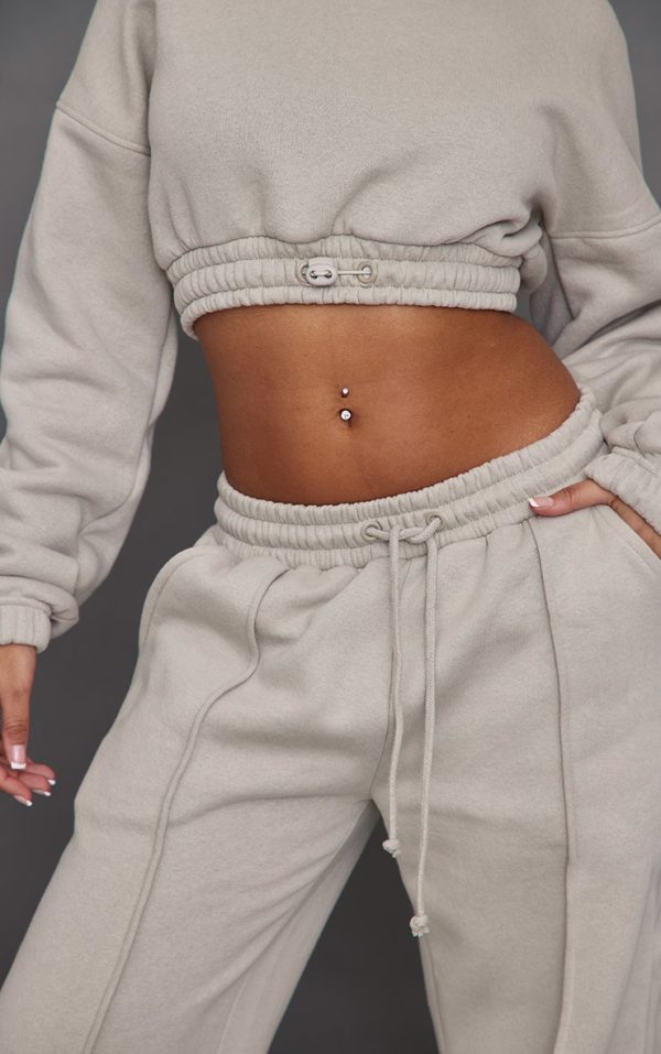 bf9f7d649f38b874c0652463ad22785ab152cfdd_CNG1132_4_petite_moss_grey_crop_elasticated_sweat_top-1