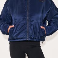 c013e267f0e5f50c17784e932ecbf51dbbeab477_CNL9382_4_navy_cropped_puffer_jacket