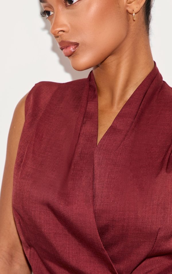 c0dd557d68639665b18e72106e6daf1cbc69d6da_CNM3016_4_shape_burgundy_tailored_wrap_front_wiastcoat