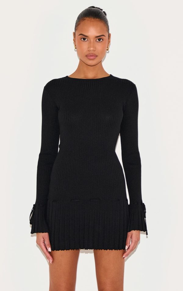 c1a7e3792455f2404d60ee86e1c05e0019b3d672_CNL5898_1_monochrome_rib_knit_pleated_contrast_tie_detail_long_sleeve_mini_dress