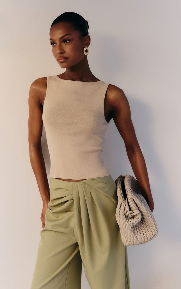c1e4978c45a56d75f090a908fb780b2cc9280c37_CNL6068_4_oatmeal_fine_knit_boat_neck_top