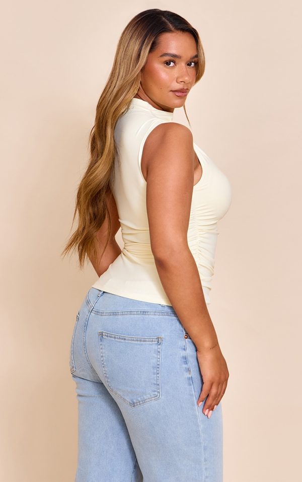 c260998624b0f20ec9d86b549a8fdadf2abb2abc_CNN0681_2_shape_butter_cream_built_in_bra_sculpt_boat_neck_ruched_side_top