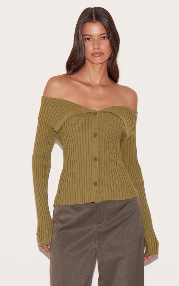 c266a7b40c1f114c35e24fa67c07504d3efe9bb6_CNL6066_1_olive_rib_knit_fold_over_button_up_top
