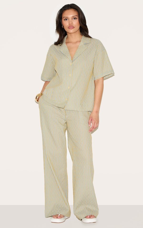 c3169b65f8fb6c7c7b07d9b4eaf3213f85655651_CNM1736_3_green_striped_textured_short_sleeve_shirt