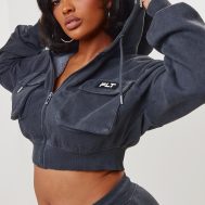 c3b66d185f9b3e4577ef043f6ddaf54e73c7dcfa_CNK0465_4_prettylittlething_shape_washed_charcoal_cargo_cropped_hoodie