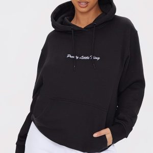 PRETTYLITTLETHING Petite Black Oversized Embroidered Hoodie