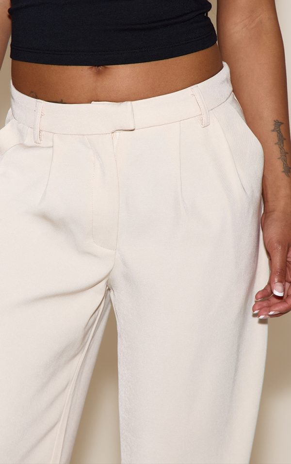 c46a114308affff0be7085a5a6383802e59b192e_CNM9851_4_petite_butter_cream_wide_leg_tailored_trousers