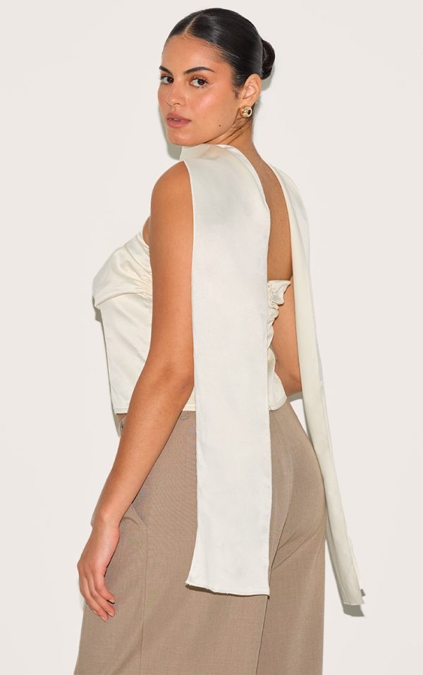 c4ca994057ab496649ed7c524572835e373fed61_CNM3409_2_plus_cream_hook_and_eye_detail_ruched_corset-1