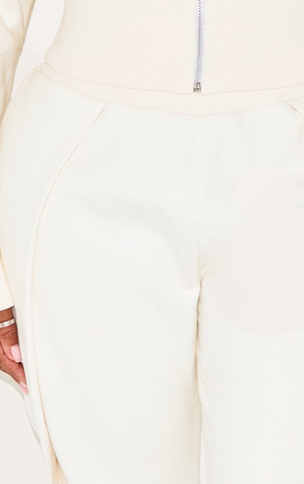 c579fdbc726cc6d33bcb90112b020f404ac635a6_CNM2583_4_shape_cream_high_waisted_pleat_front_cocoon_joggers-1
