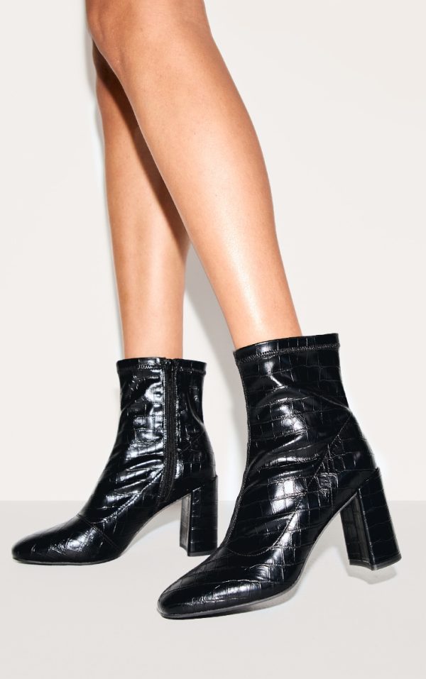 c5bc7b3bc716a52d71ec19e1cfc139b32d82473e_CNL3633_5_black_croc_pu_round_toe_heeled_ankle_sock_boots
