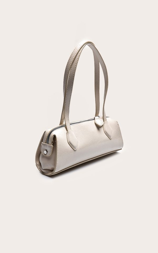 c5c1decbc9d9a9f043a24d5f02493c8ff99ce749_CNN2201_3_white_textured_faux_leather_bowler_bag