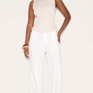 c67aaad4b98a90860019de1e8757d6bdd6dbaebc_CNM3800_3_cream_boatneck_button_back_long_top
