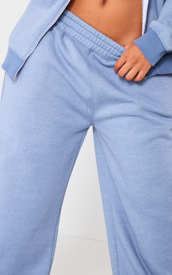 c67f7582e6c362d0dd7dafca2e9b9a52f3d9cd31_CNH8245_4_prettylittlething_shape_petrol_blue_washed_wide_leg_joggers