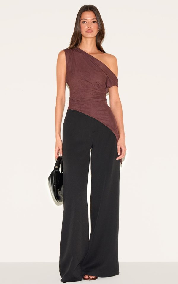 c6f81f11c60b05ce21bb712448cf0e98d7e5c122_CNM6632_3_mushroom_crinkle_mesh_asymmetric_neck_top