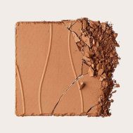 c716c71ad59e3a0ef03ca3ec7571109d04a23558_CMS2118_2_barry_m_heatwave_bronzer_island