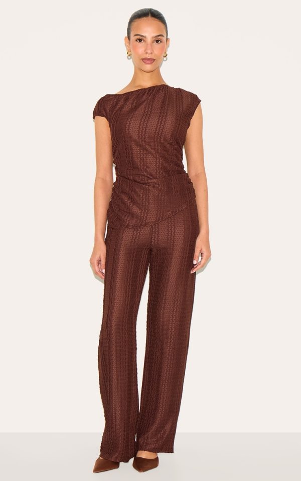 c776a4e4d3e05f367a8e6dd9a488b83f05147adf_CNN1060_3_petite_chocolate_asymmetric_textured_off_shoulder_top