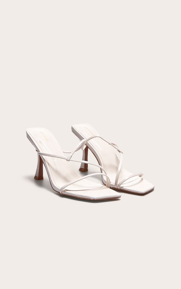c78ded2870b93487e314bca07acc519afce19bcd_CNL1902_2_cream_croc_pu_square_toe_strappy_mid_heeled_mules