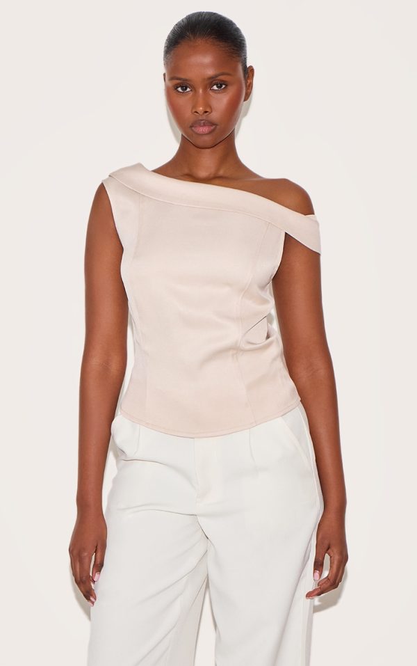 c82a61fac27eaae90b5b9e25d6806467fd457548_CNM2394_1_ecru_asymmetric_fold_over_detail_top