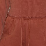 c87dd5ca6b2e133cae9393b565375cf5502a3f48_CNM1066_4_shape_clay_sweat_seam_detail_wide_leg_joggers-1