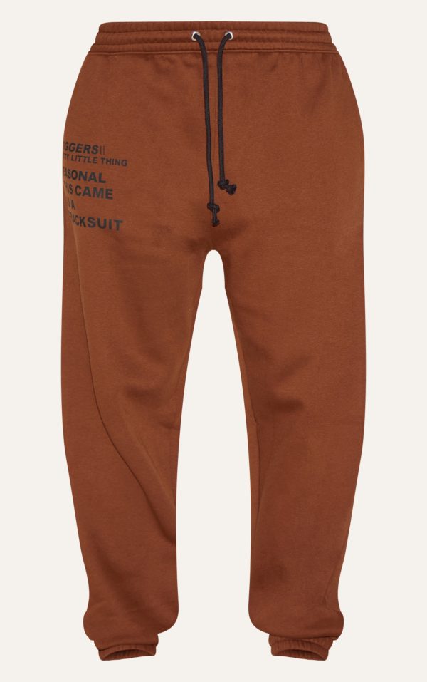 c8eaaf61f58355c5c924989cf16450360720862b_CNE5423_5_prettylittlething_plus_chocolate_slogan_print_joggers