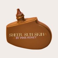 c9451bebc7171f5ba2b8178284711aa90fd9f3b6_CNG0636_4_pink_honey_sheer_sun_skin_sun_kissed_fluid_bronzer_dark